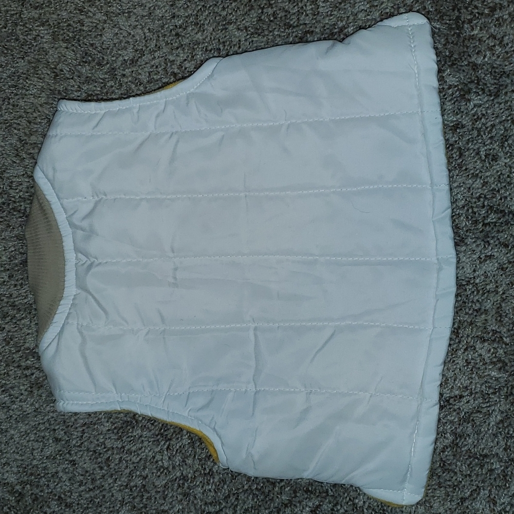 Vest - Picture 4 of 4